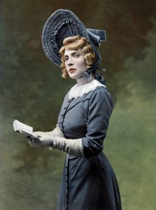 Eve Lavalliere como Miss Helyett na opereta