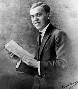 Christian Berard (1902-1949) pintor e figurinista francês, primo de Madeleine Renaud, foto de Nadar c. 1920 (foto a p/b)