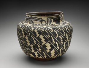 Jar (Olla) com Step Motif de People Zuni