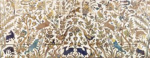 Painel de azulejos curda seca, composto por quatro fileiras de dez azulejos, pintados com vegetação habitada por pássaros, veados e leões, século XVII de Persian School