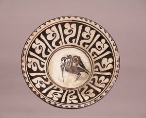 Tigela (com design de pássaro) (cerâmica) de Persian School