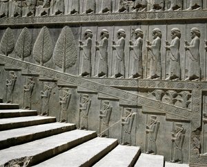 Guardas da Susa e da Pérsia. Relevos da escadaria oriental do Apadana, século VI a.C. de Persian School