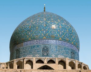 Arquitectura persa (Safavid): a cúpula da Mesquita Real (ou Masjid I-Shah): detalhe das cerâmicas da entrada. 1612-1630. Isfahan (Isfahan ou Espahan, Esfahan), Irão. de Persian School