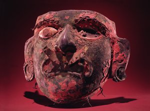 Máscara inca (liga de cobre e casca) de Peruvian School