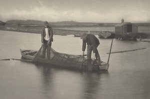 Pegando a Eel-Net de Peter Henry Emerson and T.F. Goodall