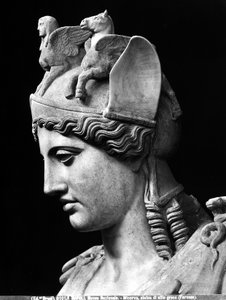 Detalhe da face de Athena Farnese, cópia imperial romana de uma estátua de bronze da Escola de Phidias de Phidias (school of) (after)