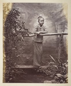 Retrato de uma donzela birmanesa, Fotógrafo: Klier, Philip Adolphe Gladstone Collection