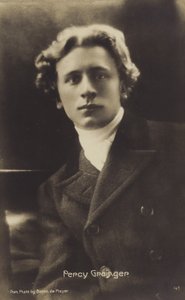 Percy Grainger, compositor, arranjador e pianista nascido na Austrália (1882-1961) (fotografia a preto e branco) de Photographer Australian