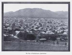 A Cidade de Rockhampton, Queensland (foto a p/b) de Photographer Australian