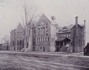 Canadá: Wycliffe College, Toronto (foto a p/b) de Photographer Canadian