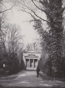Charlottenburg, Mausoléu, no exterior (foto a p/b) de Photographer German
