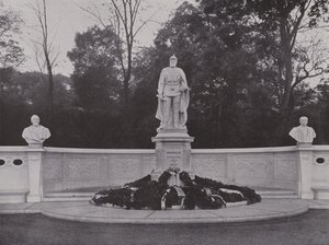 Monumento ao Imperador Frederico III (foto a p/b) de Photographer German