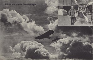 O aviador francês Louis Bleriot e o seu monoplano (foto a p/b) de Photographer German