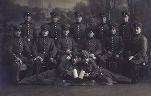 Grupo de soldados do exército alemão (foto a p/b) de Photographer German