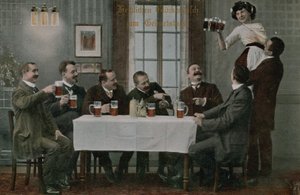 Postal de alemães a beber cerveja e a divertirem-se com a empregada de mesa, enviado em 1913 (fotografia colorida à mão) de Photographer German