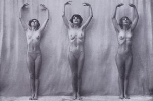 O corpo belo, cultura física para mulheres (fotografia a preto e branco) de Photographer German