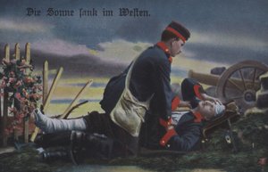 O Sol põe-se no Oeste: um soldado alemão a consolar o seu camarada moribundo no campo de batalha (foto a cores) de Photographer German