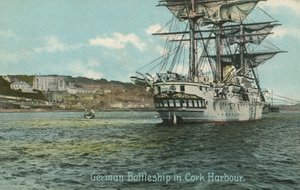 Navio de guerra alemão em Cork Harbour, Irlanda (foto) de Photographer Irish