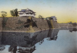 Japão, c.1912: O Castelo de Osaka construído em 1583 por Hideyoshi (foto) de Photographer Japanese