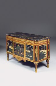 Cômoda de frente para o pátio Luís XVI em vantaux, a laca do final do século 17 - início do século 18 (ormolu, tulipwood e coromandel chinês) de Pierre Harry Mewesen