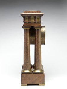 Relógio decimal, c.1798-1805 (pinho, latão e esmalte)