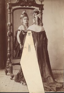 [Condessa de Castiglione], 1895. de Pierre Louis Pierson