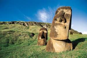Estátuas de Moai, Parque Nacional Rapa Nui, Ilha de Páscoa, Chile