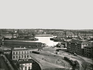 As docas, Southampton, 1895. de Poulton and Co