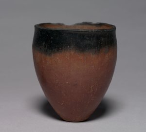Copo com tampa preta, 4500-3000 aC de Predynastic Period Egyptian
