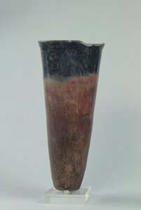 Vaso de topo preto, período Naqada I-II (cerâmica)