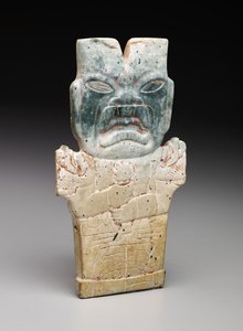 Placa antropomórfica, possivelmente a serpente de fogo, período pré-clássico, 800-400 aC (serpentina e cinábrio) de Prehistoric Prehistoric