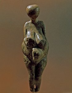 Pré-história: estátua da mulher gravetariana do local de Kostenki (Voronezh Oblast). 30000-25000 AC Paleolítico Superior, Idade da Pedra. São Petersburgo, Pedro, o Grande Museu de Antropologia e Etnografia, Rússia de Prehistoric Prehistoric