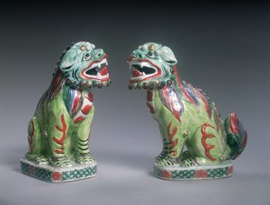 Par de Green Family Lions, período Kangxi (1662-1722) (porcelana)