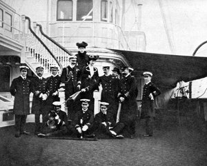 Agrupe o retrato a bordo do iate real Victoria e Albert, Copenhague, 1908. de Queen Alexandra
