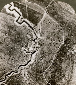 Fotografia aérea das linhas alemãs, Primeira Guerra Mundial, 1914-1918.