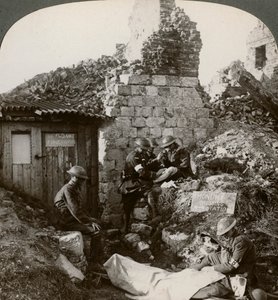 O Royal Medical Medical Corps na estação de vestir de Monchy, França, Primeira Guerra Mundial, 1914-1918. de Realistic Travels Publishers