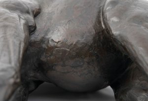 Grande girafa com cabeça abaixada, modelado em 1909-10, fundido antes de 1913 (bronze) (ver também 3084917-43) de Rembrandt Bugatti