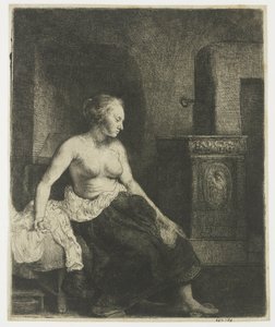 Mulher sentada meio vestida ao lado de um fogão de Rembrandt van Rijn