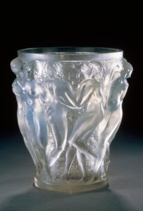 Vaso Bacchantes em vidro opalino, ca. 1920, de René Lalique (1860-1945). França, século XX.
