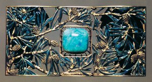 Águia entre os pinheiros, ouro, opala e colar de esmalte de Rene Jules Lalique