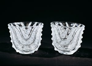 Vasos de vidro, ca. 1930, de René Lalique (1860-1945), produzido por Rene Lalique et Cie Alsace Glassworks. França, século XX. de Rene Jules Lalique