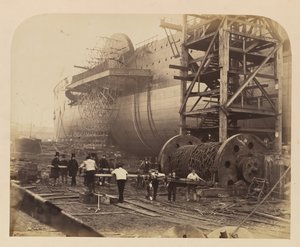 Homens trabalhando ao lado das correntes de lançamento do Great Eastern, 18 de novembro de 1857.