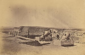 Baterias de morteiros diante da Picquet House, Divisão Ligeira de Roger Fenton
