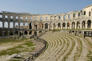 Anfiteatro de Pula, Croácia de Roman
