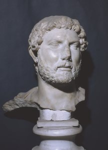 Busto do imperador Adriano (mármore)