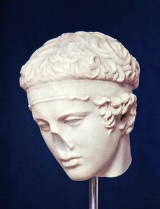 Cabeça de Diadumenos (mármore) (ver também 293767) de Roman