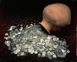 Frasco que continha um arsenal de moedas de prata romana, de Falkirk, meados do século III d.C. de Roman