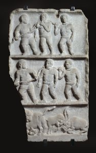 Relevo em mármore com 3 registros: escravos acorrentados e animais, c.200 DC (mármore) de Roman