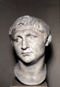 Retrato de Pompeu o grande (escultura em mármore) de Roman