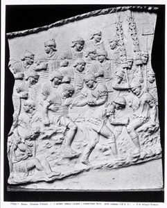 Roman Soldiers Treating the Wounded, um elenco retirado de Trajan